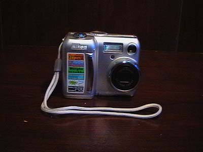 Nikon Coolpix 775 digital camera