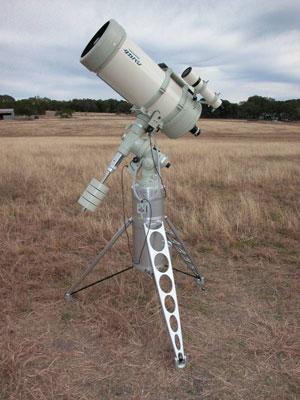 Portable sales telescope pier