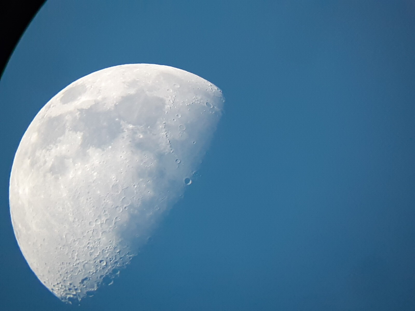 Moon In Daylight Exploring The Cosmos Photo Gallery Cloudy Nights