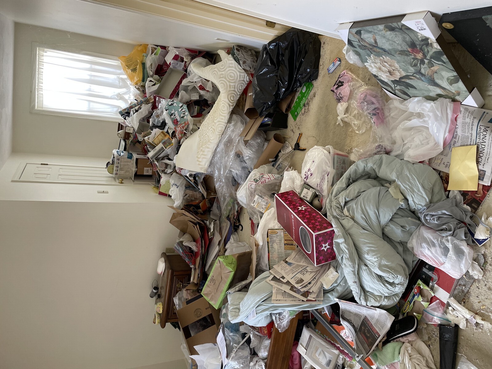 Master Bedroom as Hoarder Left it - Temple House - Photo Gallery ...