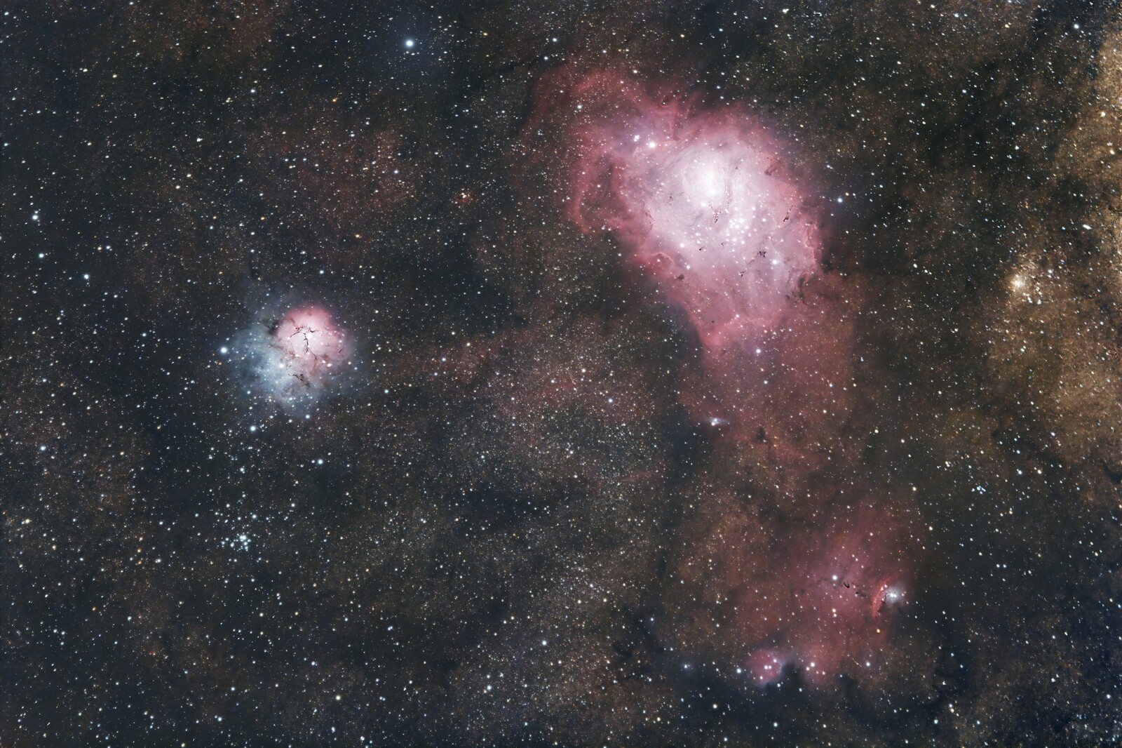 M8 Lagoon Nebula M22 Trifid Nebula M21 Nikon D5300 And Zenithstar 61ii Dsos Spring