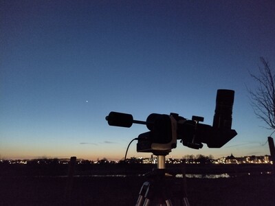 Observing Venus 20250306 1917 CET