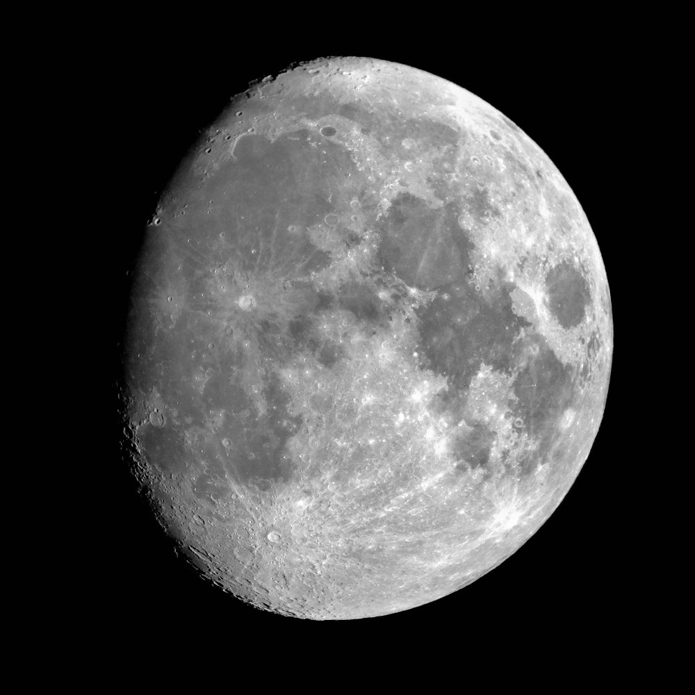 Waxing gibbous moon 2015-11-22 1000px - mwedel's photos - Photo Gallery ...