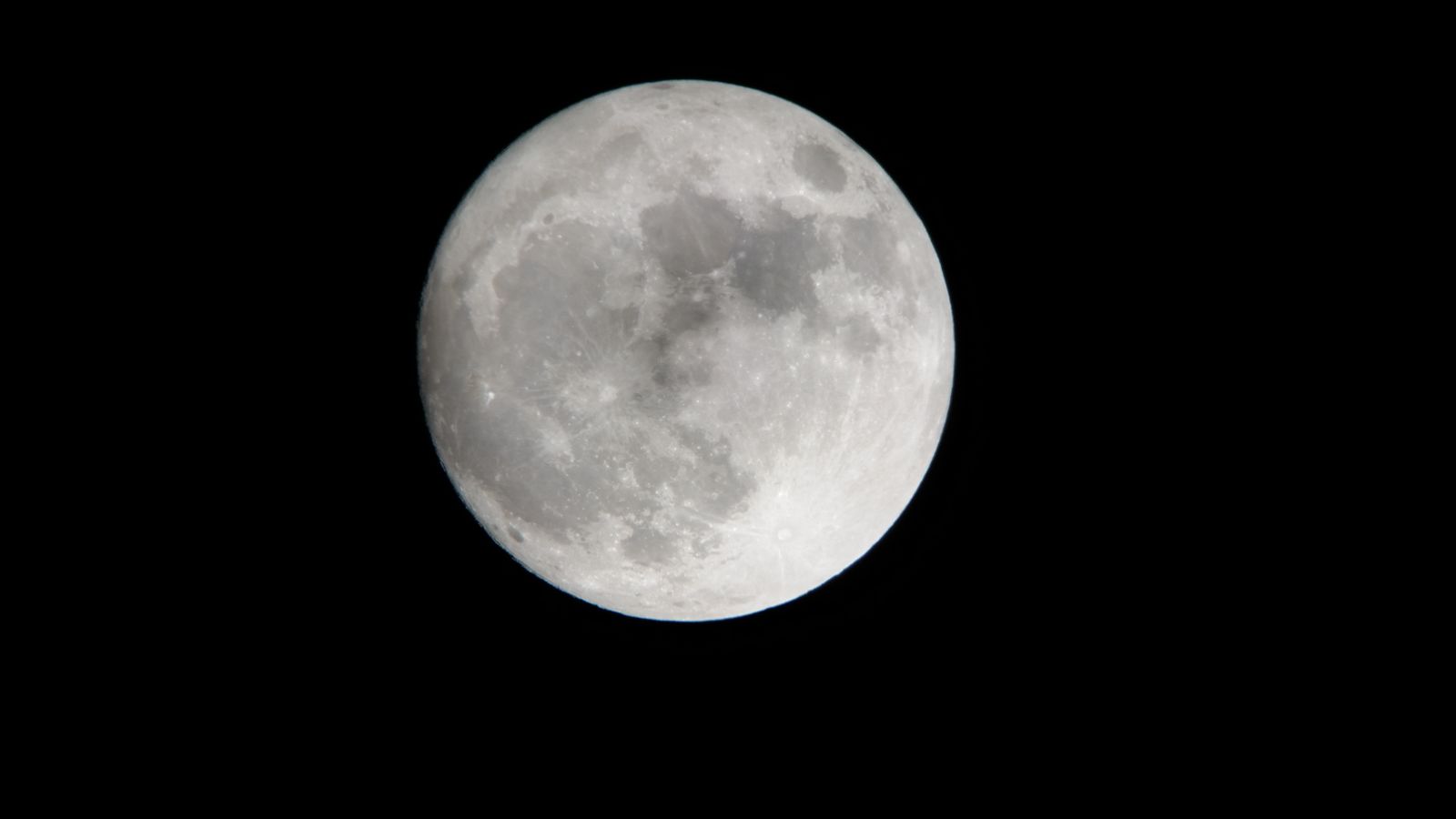 Full Moon (Supermoon) 8