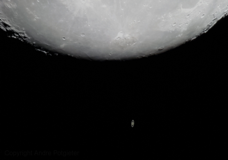 Moon & Saturn In Close Proximity - Andre's Astro Images - Photo Gallery ...