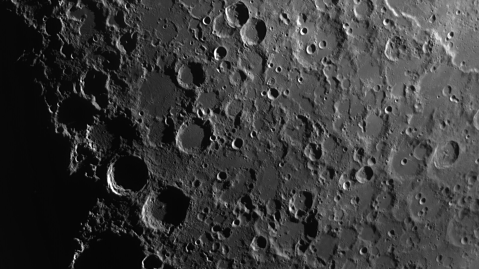 Lunar X and Lunar V 25th June- C9.25 - Lunar Observing and Imaging ...