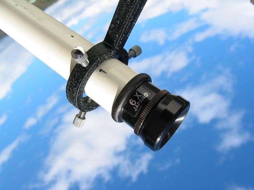100 mm refractor telescope
