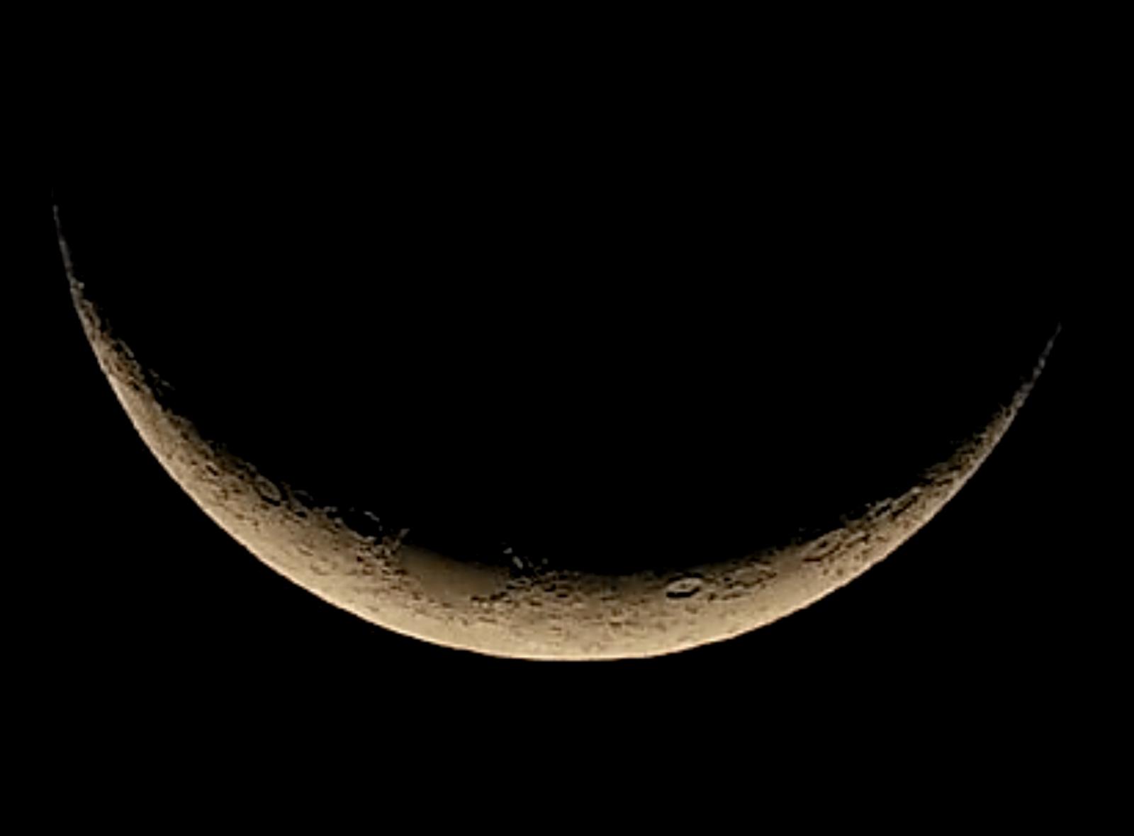 Crescent Moon In Twilight Lunar Observing And Imaging Cloudy Nights