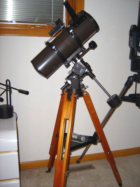 Celestron Comet Catcher telescope part needed , can anyone help please ...