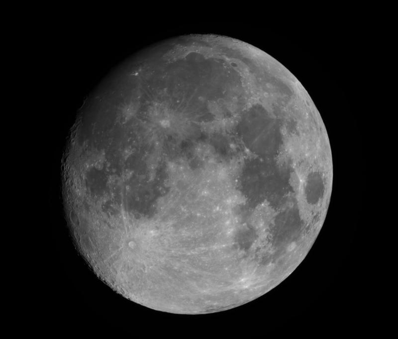 moon-by-asi2600mm-first-try-to-stack-lunar-observing-and-imaging