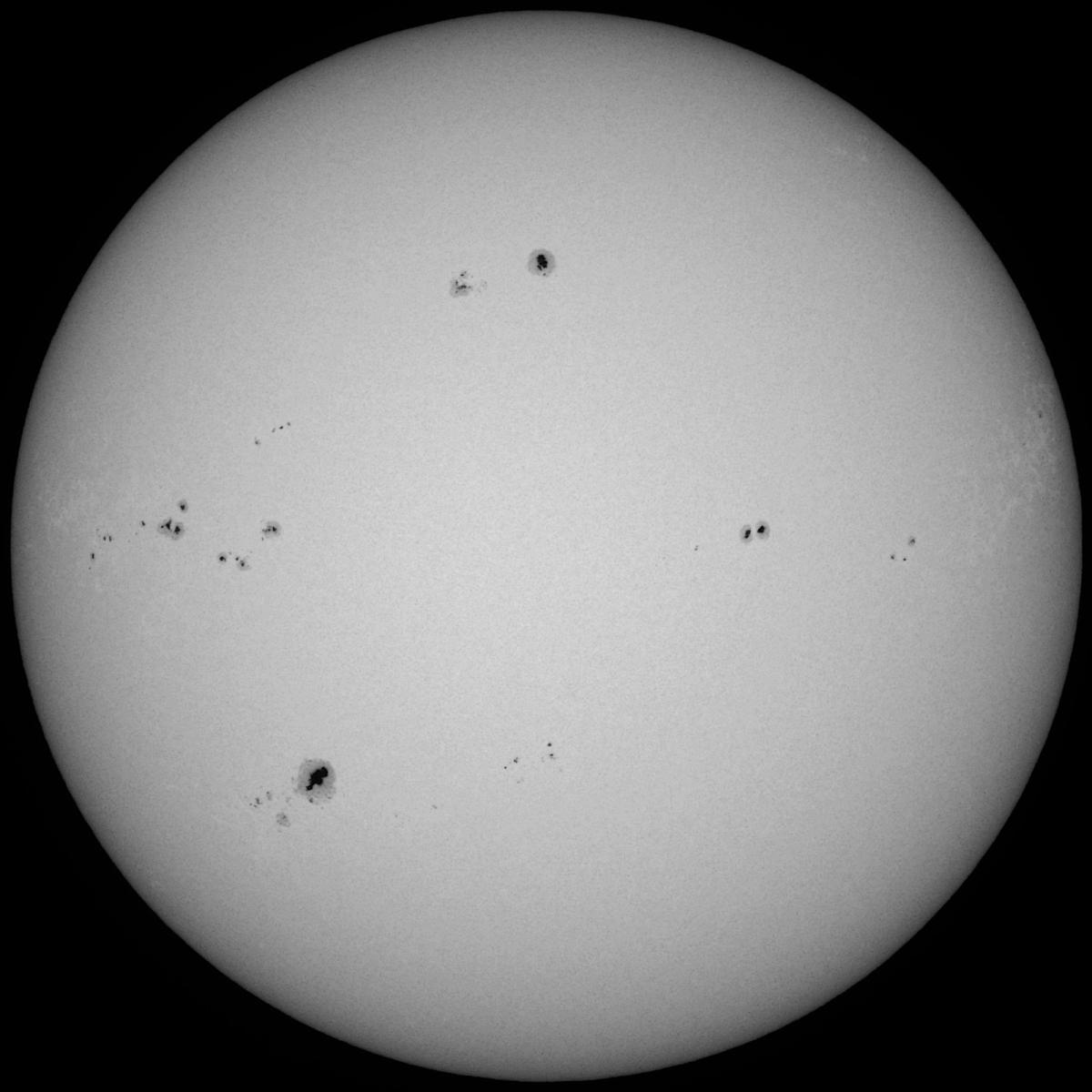 White Light Sun 2023 01 16 Solar Observing And Imaging Cloudy Nights 5965