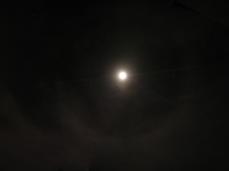 ring around the moon - moon halo - Major & Minor Planetary Imaging ...