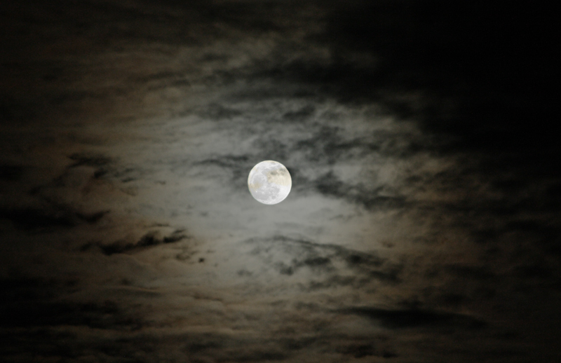 the moon under a full moon - Beginning Deep Sky Imaging - Cloudy Nights