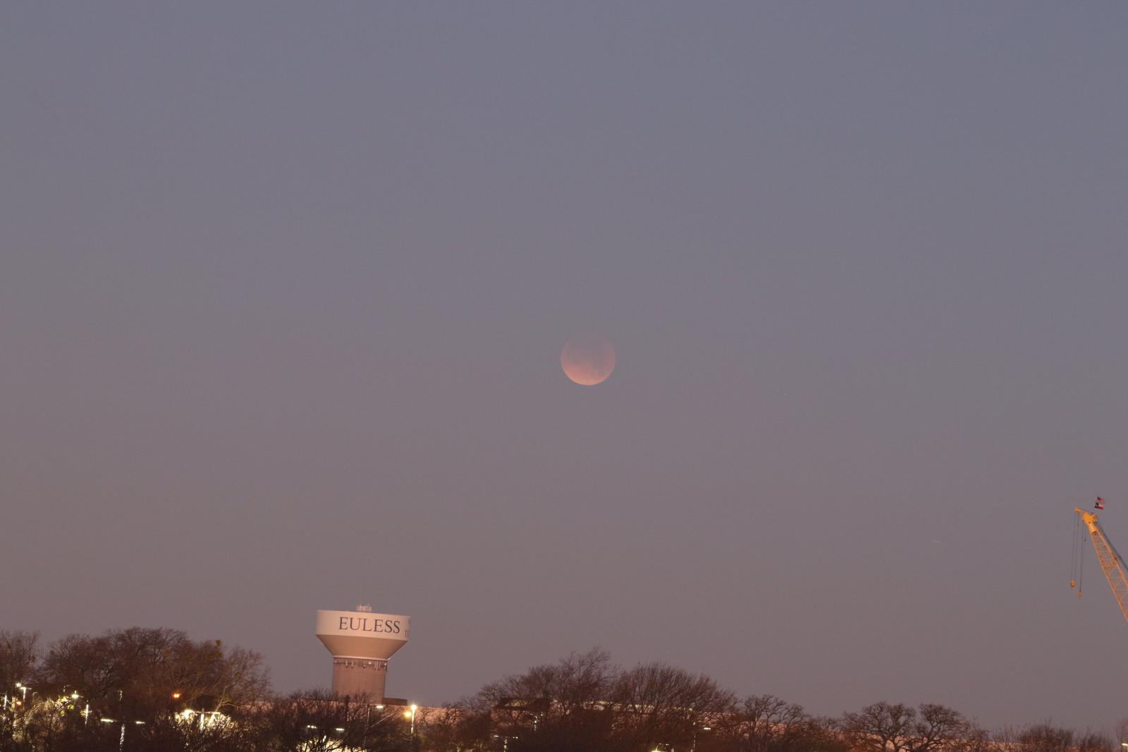 Lunar Eclipse from Dallas Major & Minor Imaging Cloudy Nights