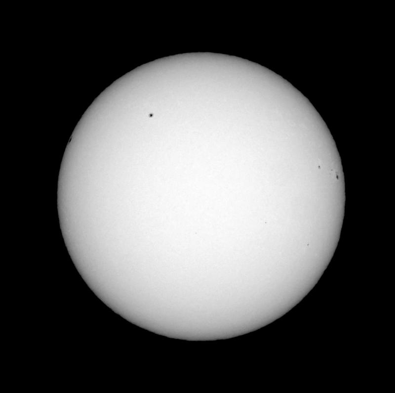 Solar WL 2024-02-18 large sunspot on limb - Solar Observing and Imaging ...