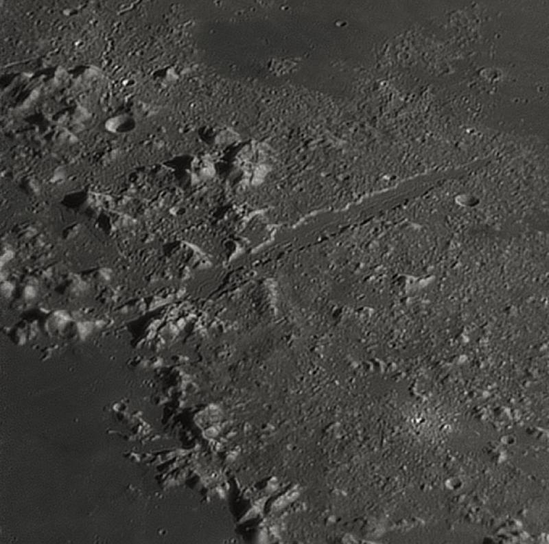 Alpine Valley Rille 250 Mm Dobson (1\4.8) March 2022 - Lunar Observing 