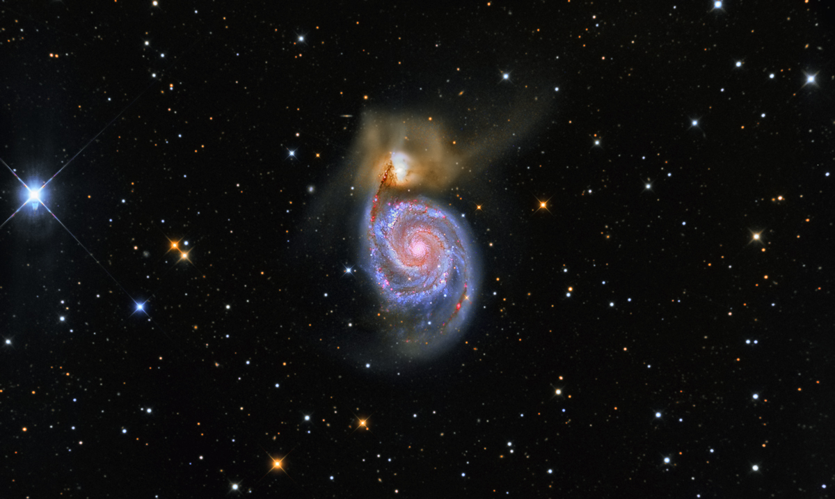 Галактика водоворот м51. NGC 5195.