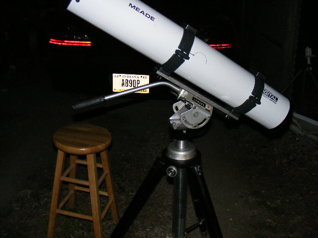 Nova 114mm store eq reflector telescope