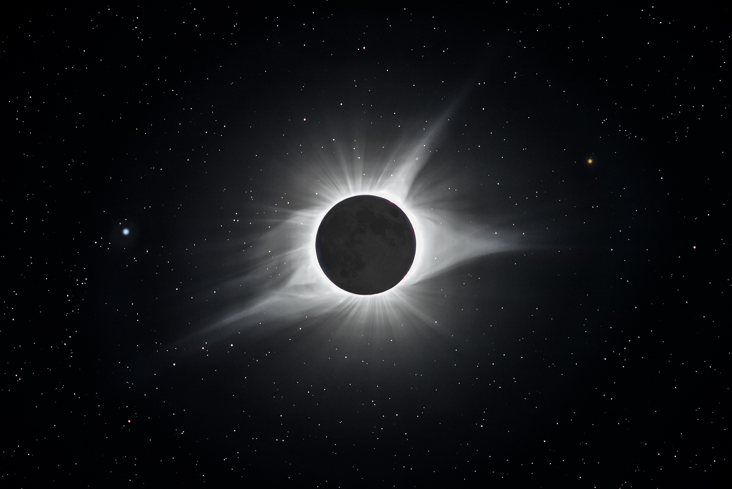 Final version of eclipse corona - Solar Observing and Imaging - Cloudy ...