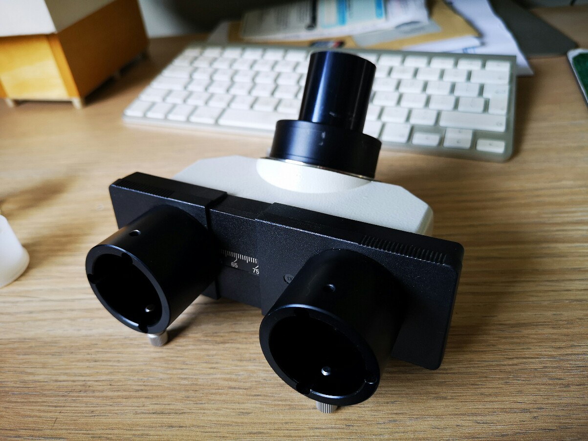 Celestron stereo sale binocular viewer