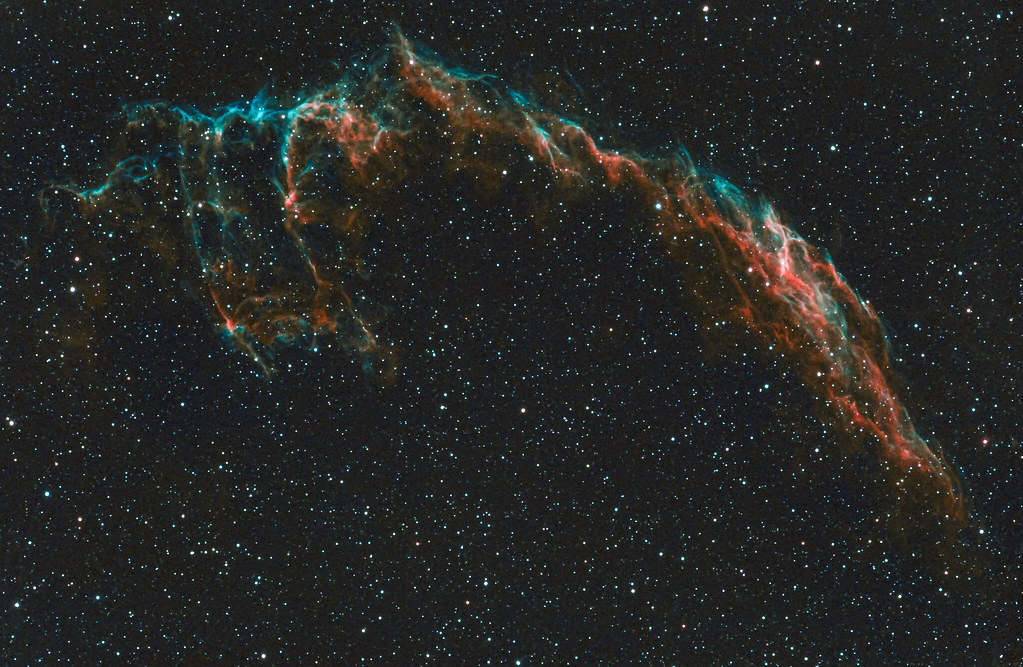 NGC 6992 Eastern Veil Nebula - 4 hours broadband from a red zone ...