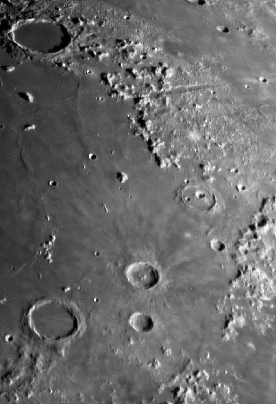 Whiter features in Montes Alpes - Lunar Observing and Imaging - Cloudy ...