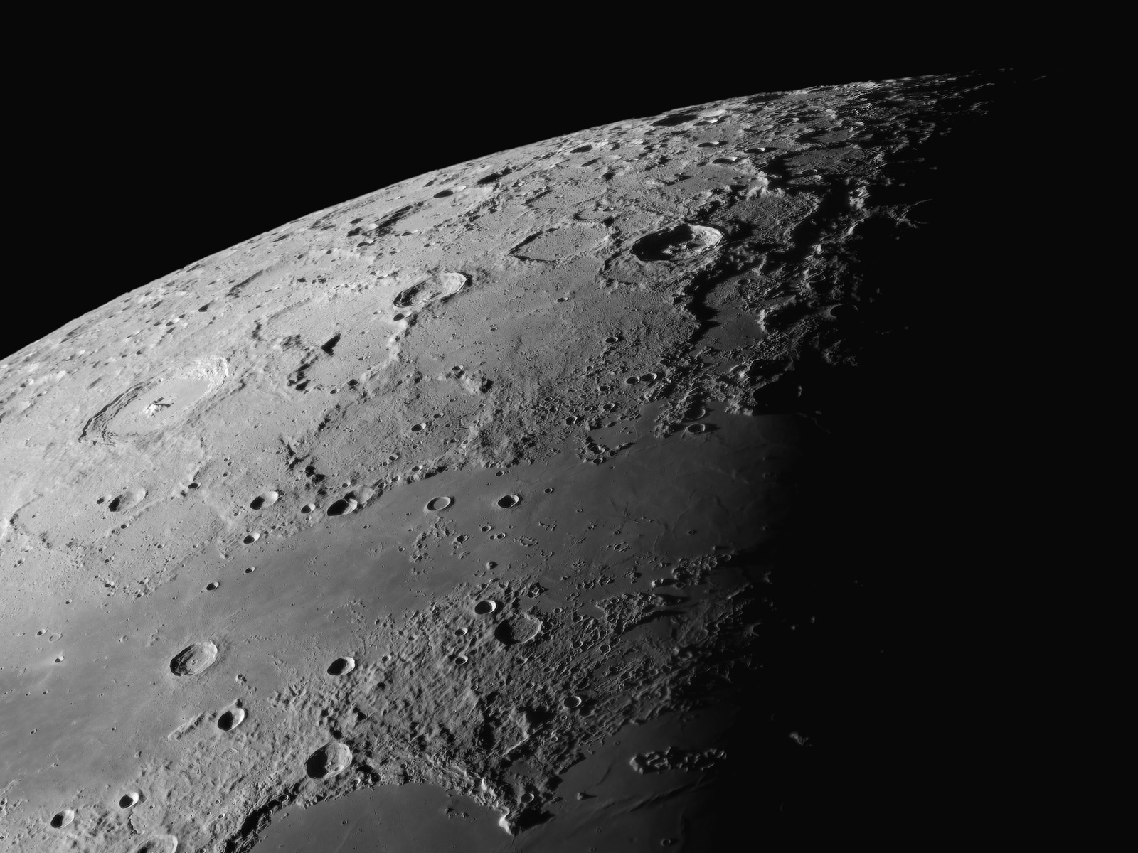 Waning Moon, with panoramic views along the sunset terminator - Major ...