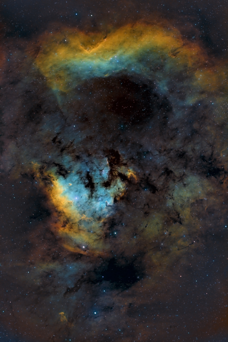 NGC-7822 in NB w/ Esprit 100 & QHY268M - Experienced Deep Sky 